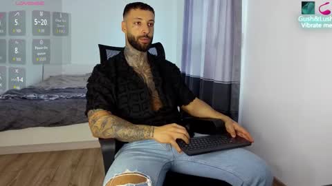 masculineguy69 online show from October 27, 9:42 am