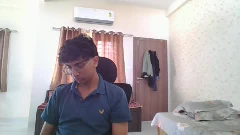 Mask Boy online show from November 28, 4:53 am