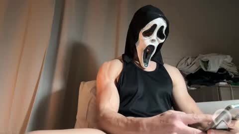 masked2025 online show from January 8, 11:10 pm