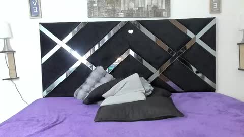 Scarlet  online show from February 23, 8:11 pm