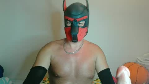 MaskPor2022 online show from August 9, 9:08 pm