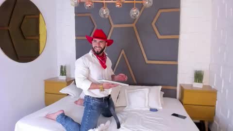 Massimo online show from October 17, 4:27 am