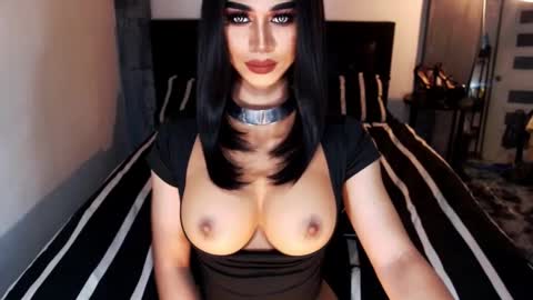 Snapshot of massivecockxmistress chatting on September 30, 2:22 am Aica online show from September 30, 2:22 am