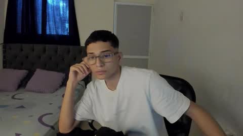 master_boy28 online show from March 5, 3:54 pm