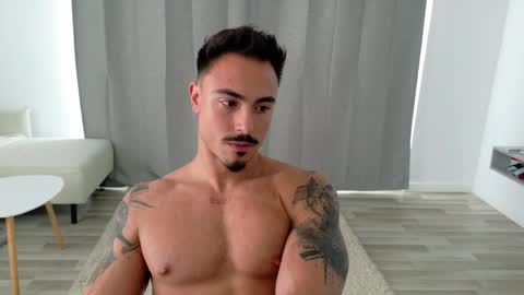 master_lukass online show from May 19, 1:29 pm