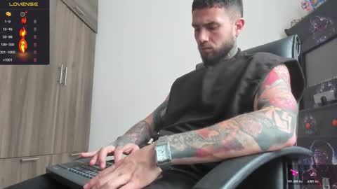 steven  online show from February 10, 8:34 pm