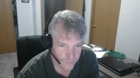 Snapshot of master_thorn chatting on December 31, 1:52 pm Master Thorn online show from December 31, 1:52 pm