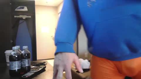 Snapshot of master_thorn chatting on February 26, 2:27 pm Master Thorn online show from February 26, 2:27 pm