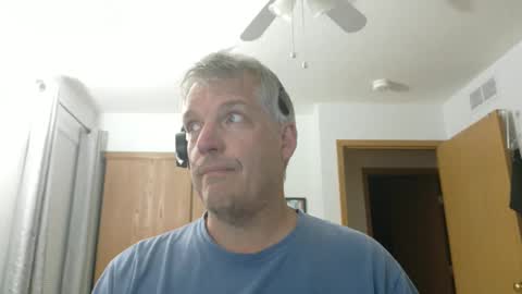 Snapshot of master_thorn chatting on September 18, 2:15 am Master Thorn online show from September 18, 2:15 am