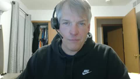 Snapshot of master_thorn chatting on October 28, 1:50 am Master Thorn online show from October 28, 1:50 am