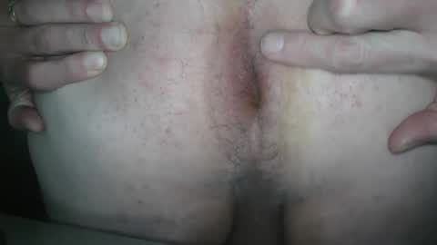 Snapshot of master_thorn chatting on December 19, 3:29 am Master Thorn online show from December 19, 3:29 am