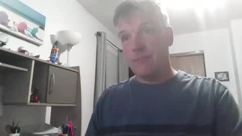 Snapshot of master_thorn chatting on September 11, 1:40 am Master Thorn online show from September 11, 1:40 am