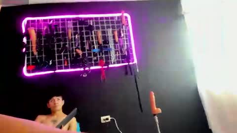 Axel And Melany online show from July 16, 1:03 pm