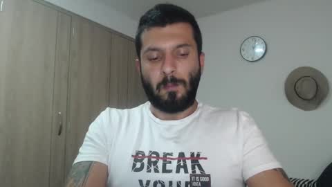 Snapshot of masterofinfatuation chatting on January 20, 12:25 am   online show from January 20, 12:25 am