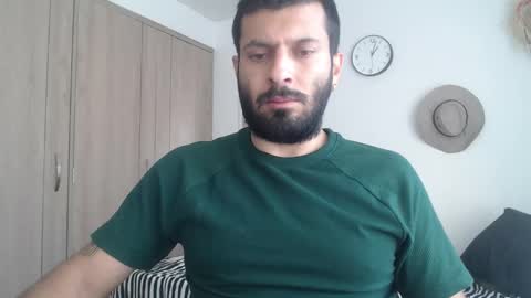 Snapshot of masterofinfatuation chatting on January 19, 1:01 pm   online show from January 19, 1:01 pm