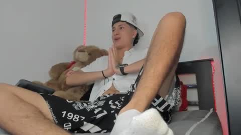 mateo_escobar online show from November 14, 4:03 am