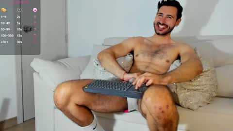mateoking_ online show from May 30, 11:03 pm