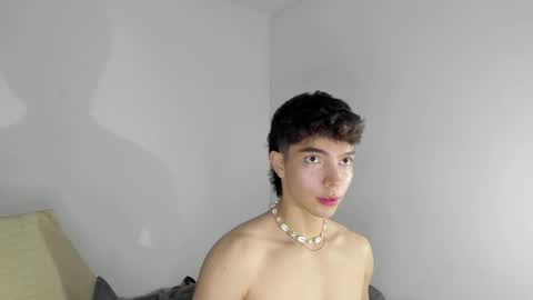 Mateo Santiago online show from December 24, 9:39 am