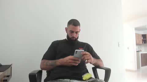 Matheus     online show from March 6, 6:48 pm