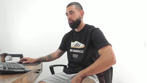 Matheus     online show from January 30, 3:29 pm