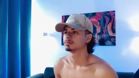 Mathew online show from December 22, 6:47 pm