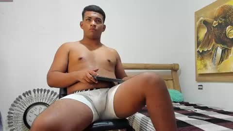 mathews_rouss online show from August 5, 4:31 am