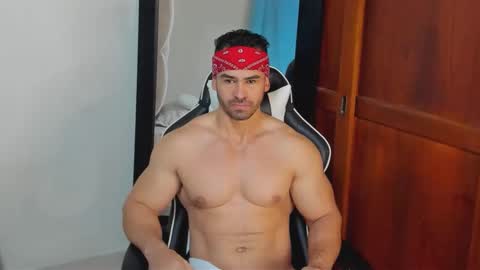 mathews_smith online show from March 17, 11:37 am