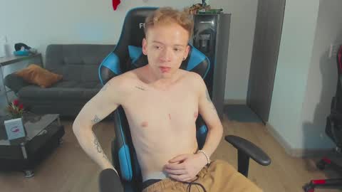 Alejandro Alex online show from December 31, 6:35 pm