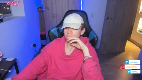 Alejandro Alex online show from October 1, 2:32 am