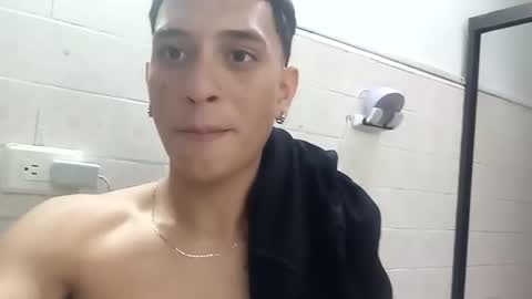 Snapshot of matius_montes chatting on October 25, 9:37 pm matius_montes online show from October 25, 9:37 pm