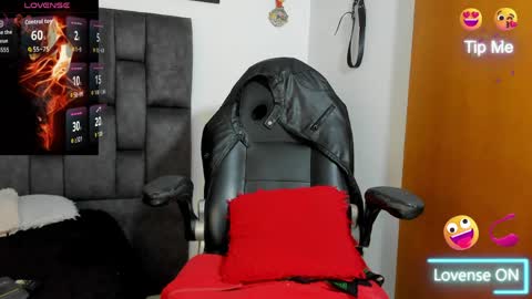 matt rodriguez92 online show from April 11, 9:13 am