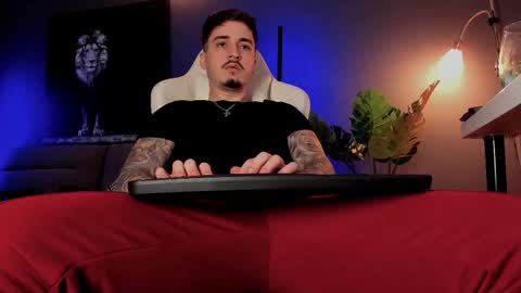 Matt online show from February 7, 8:17 am