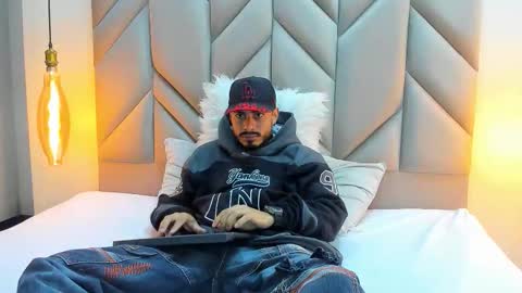 Matthew online show from February 10, 5:21 am