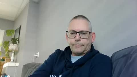 matthijs online show from May 7, 7:15 am