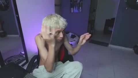 mattias     online show from March 7, 3:49 pm