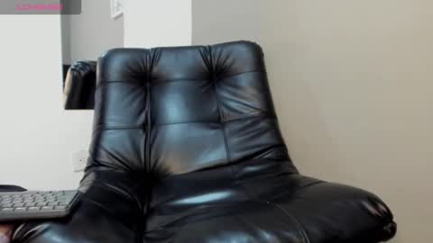 mattiwsmorris_ online show from February 18, 1:49 am