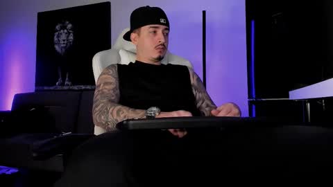 Matt online show from November 4, 9:32 am