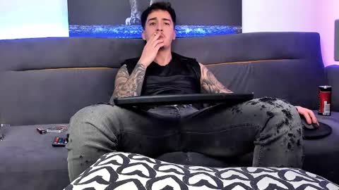 Matt online show from December 21, 8:28 am