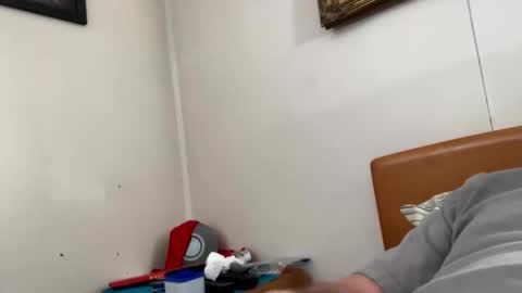 Snapshot of maturejerky chatting on February 22, 7:36 pm maturejerky online show from February 22, 7:36 pm