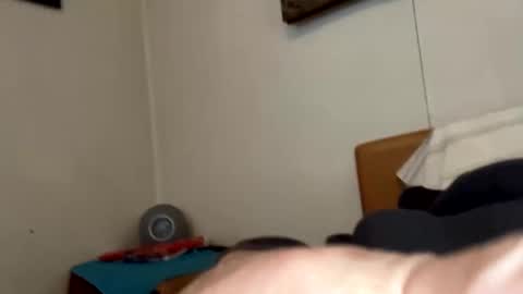 Snapshot of maturejerky chatting on January 19, 7:04 pm maturejerky online show from January 19, 7:04 pm