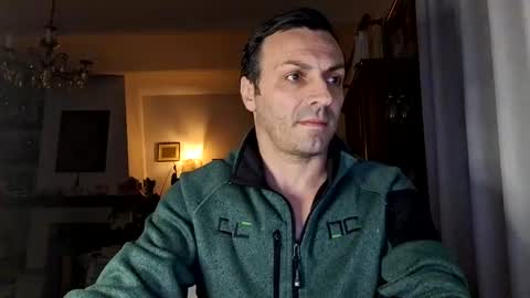 Marcellobausola  s k i -p e online show from March 4, 9:32 pm