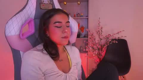 Mavi online show from February 11, 10:57 pm