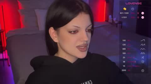 Mavis online show from November 24, 11:14 pm