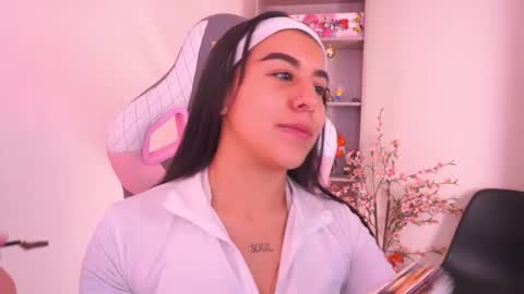 MAVY online show from February 3, 6:56 pm