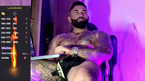 max__prada online show from January 16, 2:42 am