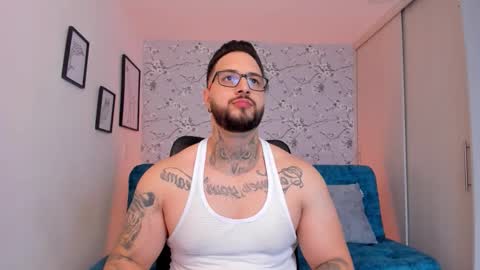 max D. online show from March 13, 12:52 pm