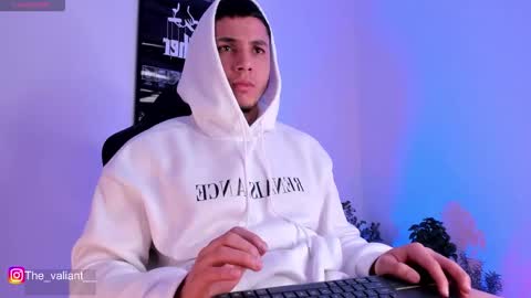 max_valiant1 online show from March 22, 5:00 am