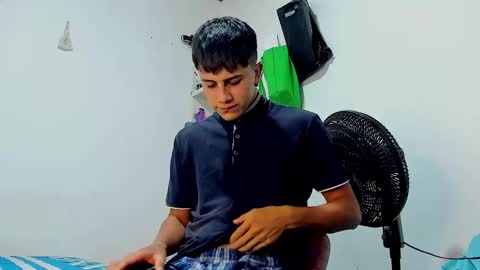 Max online show from February 14, 11:42 am