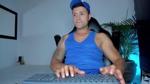 MAXI      online show from March 30, 10:15 am