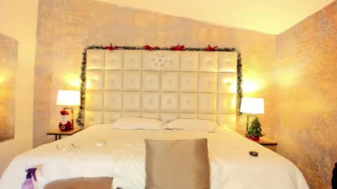 maxim online show from December 23, 4:29 am